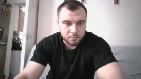 tommyy19901 online show from March 1, 2025, 4:33 pm