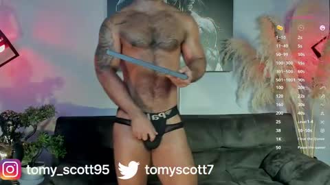tomy_scott6 online show from April 10, 2026, 8:57 pm