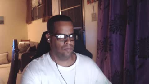 Antonio online show from November 16, 2025, 2:06 am