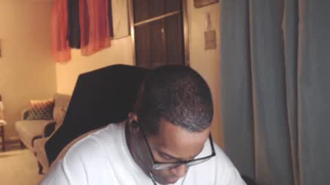 Antonio online show from March 1, 2026, 2:02 am