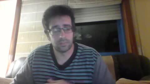 toni640128 online show from December 17, 2025, 1:33 am