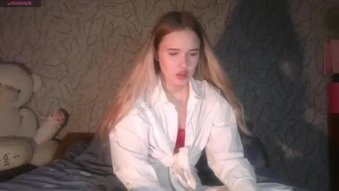 toni_pittmann online show from June 6, 2026, 3:17 pm