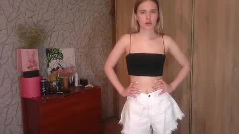 toni_pittmann online show from June 9, 2026, 3:34 pm