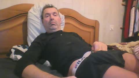 tonio1972 online show from October 20, 2025, 6:03 am