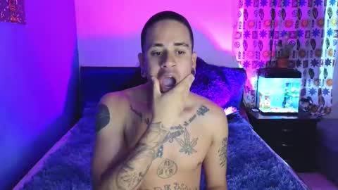 Sophia  Tony online show from September 15, 2025, 10:59 am