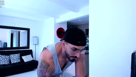 tony muscle1 online show from January 16, 2025, 10:02 pm