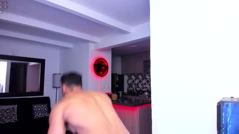 tony muscle1 online show from February 16, 2025, 12:41 am