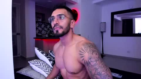 tony muscle1 online show from February 25, 2025, 1:41 am