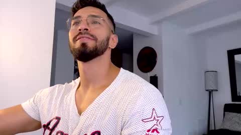 tony muscle1 online show from January 12, 2026, 7:52 pm