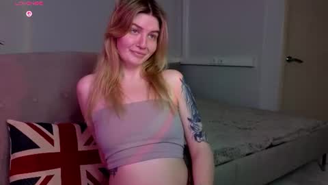 Snapshot of tonyameow chatting on June 11, 2026, 1:27 am Tonya online show from June 11, 2026, 1:27 am