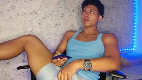 tonydesire_ online show from May 5, 2026, 7:33 pm