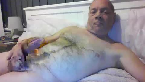 tonygibbson62 online show from December 28, 2024, 5:57 pm