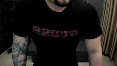 TonyWilcox online show from February 28, 2025, 11:14 am