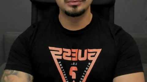 TonyWilcox online show from October 15, 2025, 5:40 am