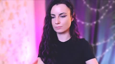 Elizabeth online show from January 12, 2025, 11:15 pm