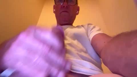 toohip420 online show from June 6, 2026, 5:39 pm
