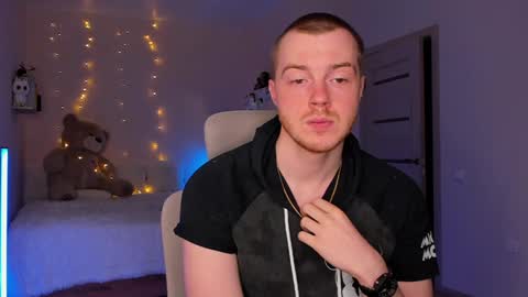 Snapshot of toohornyserj chatting on December 12, 2024, 7:59 pm toohornyserj online show from December 12, 2024, 7:59 pm