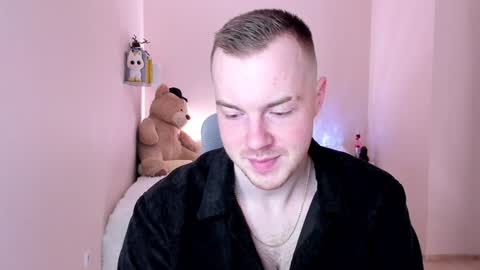 Snapshot of toohornyserj chatting on January 23, 2025, 9:50 pm toohornyserj online show from January 23, 2025, 9:50 pm