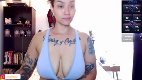 toothyy online show from February 25, 2025, 2:44 pm