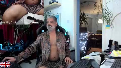 topalphaboss online show from October 15, 2025, 7:14 pm