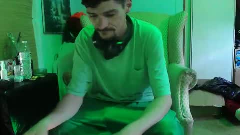 SagMeOreduceMe online show from March 18, 2026, 2:47 am