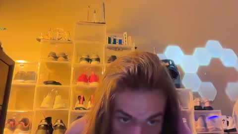 topherhopkins744 online show from March 20, 2026, 10:31 am