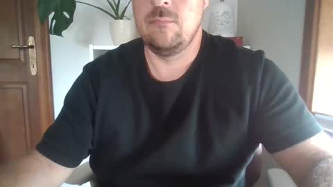 Snapshot of tophunk84 chatting on May 31, 2026, 10:44 am tophunk84 online show from May 31, 2026, 10:44 am