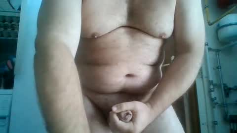 Snapshot of tophunk84 chatting on June 10, 2026, 10:25 am tophunk84 online show from June 10, 2026, 10:25 am