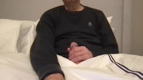 Snapshot of topspin69 chatting on April 3, 2026, 5:49 am topspin69 online show from April 3, 2026, 5:49 am