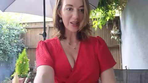 Topsy online show from December 23, 2025, 7:06 am