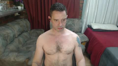 toptobottom4u online show from April 8, 2026, 3:17 am