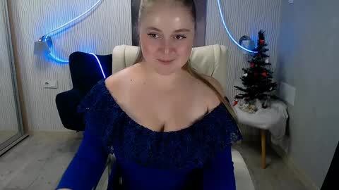tori_blond online show from December 2, 2024, 3:36 pm