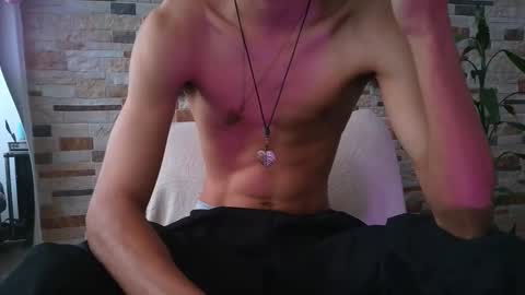 Enzo Moretti online show from January 18, 2026, 12:31 pm