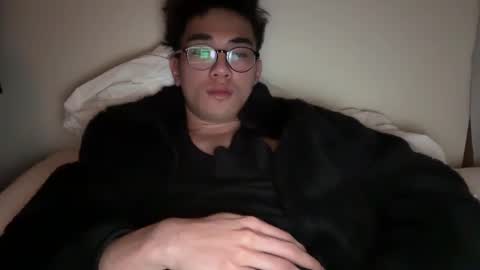 Snapshot of toshikaro0 chatting on December 27, 2024, 8:56 am Karo online show from December 27, 2024, 8:56 am