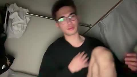 Snapshot of toshikaro0 chatting on January 19, 2025, 5:28 pm Karo online show from January 19, 2025, 5:28 pm