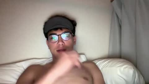 Karo online show from April 26, 2026, 3:32 pm