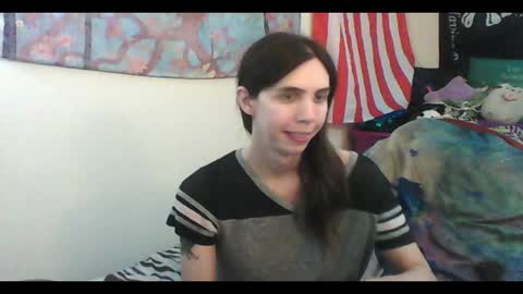 Luna online show from September 26, 2025, 2:26 am