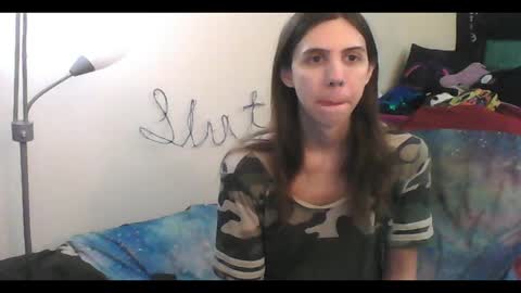 Luna online show from October 3, 2025, 12:07 am