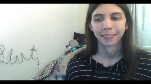 Luna online show from January 16, 2026, 4:27 am