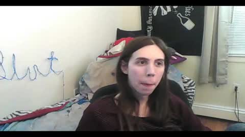 Luna online show from February 5, 2026, 1:54 am