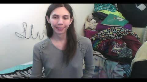 Luna online show from April 9, 2026, 6:19 am