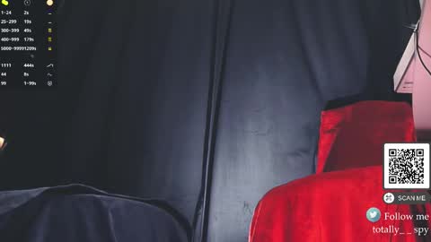 Snapshot of totally_spy chatting on February 15, 2026, 8:27 pm Madam Viktoria Vacation in Portugal 2811 - 0412 online show from February 15, 2026, 8:27 pm