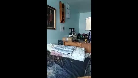 totallyawesome_65 online show from December 4, 2025, 7:22 pm