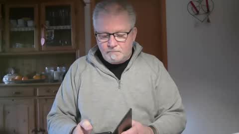 toto758 online show from January 22, 2025, 11:45 am