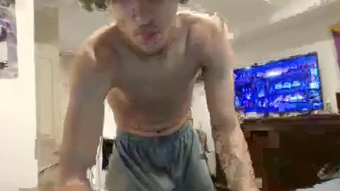 Snapshot of totxxx335 chatting on January 6, 2026, 9:39 pm totxxx335 online show from January 6, 2026, 9:39 pm