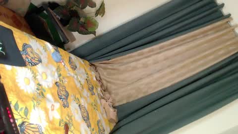 Snapshot of touch_my_body_daddy chatting on March 9, 2025, 8:18 am touch_my_body_daddy online show from March 9, 2025, 8:18 am