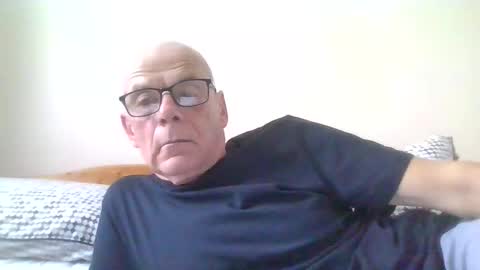 touche5656607203 online show from November 3, 2025, 2:18 pm