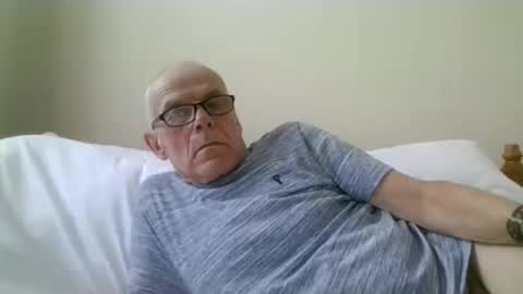 touche5656607203 online show from March 3, 2026, 9:59 am