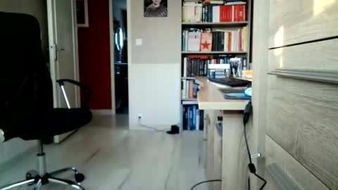 toutim6163 online show from November 20, 2025, 7:52 am