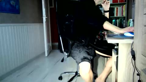 toutim6163 online show from November 26, 2025, 7:53 am